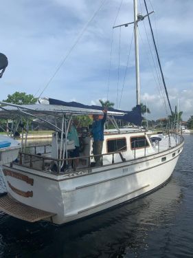 Used Boats For Sale in Florida by owner | 1990 40 foot Island Trader Motor Sailer